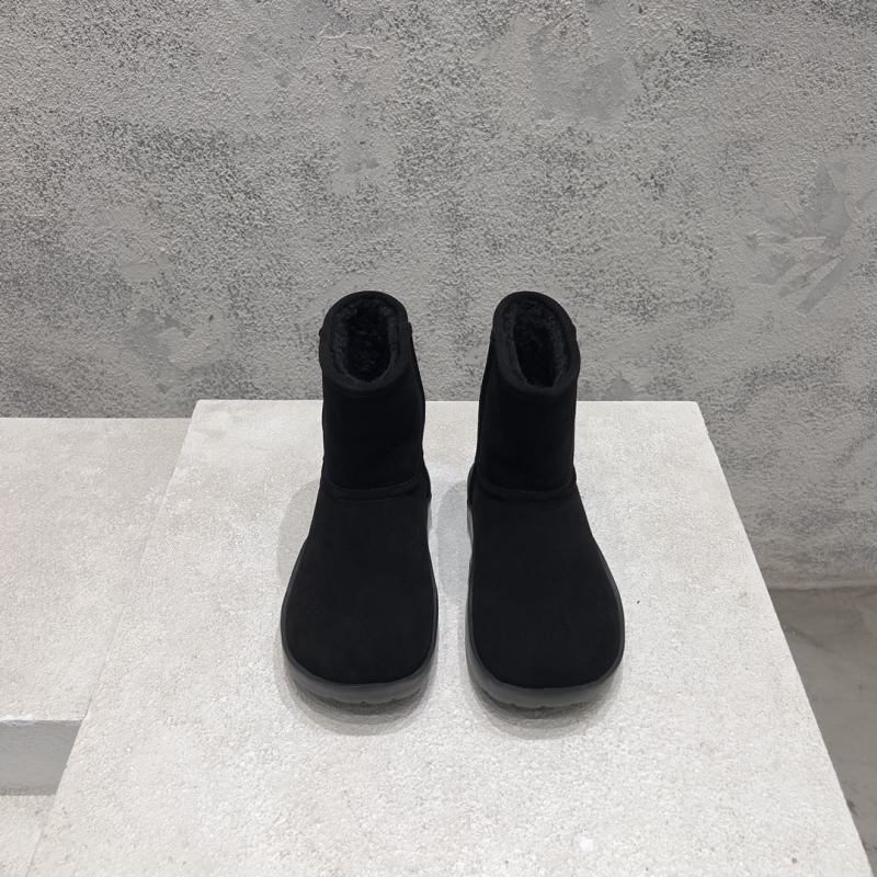 bo*te*ga Ve*ne*ta boots